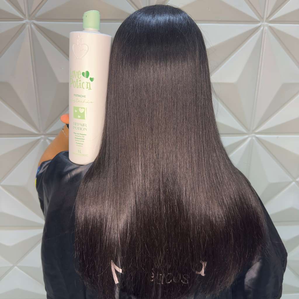 Kit Reparador de Poção do Amor de Queratina Brasileira (Inclui Shampoo + Fórmula Reparadora)